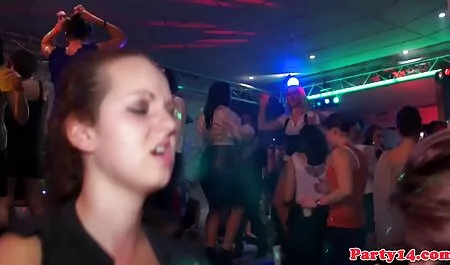 Leszbikusok nyalás online sexfilmek