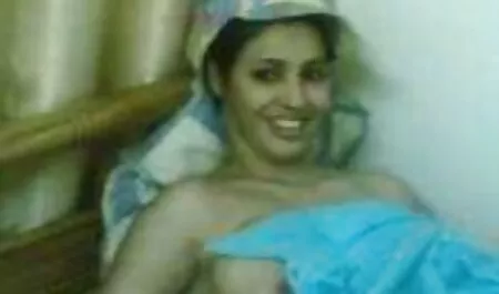 Fekete dinamit izom xhamster szex mutatja ki az izmok, lábak