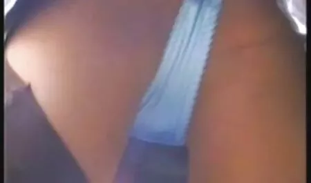 Latin xxx szex video játszik vele vibrátor