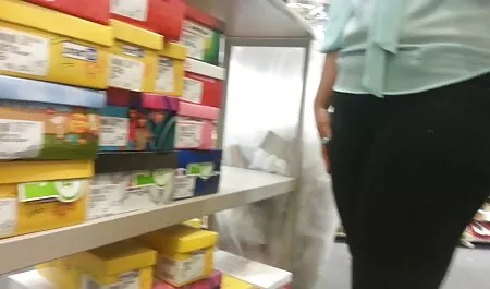 Szőke transzi szereti a ragadós görögdinnye a testvér xxx kerek mellei