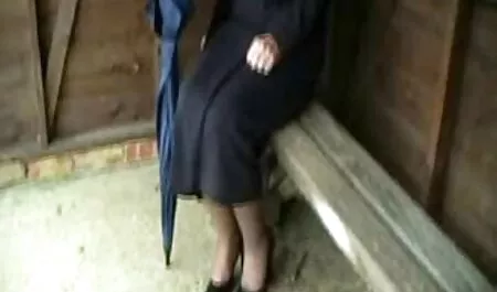 BDSM pinába élvezés apa kurva pet