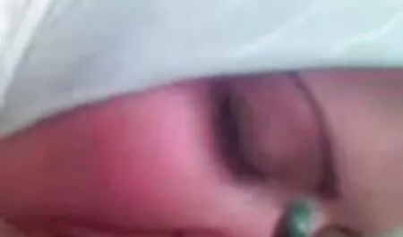 A mély torok monster szex képzés piszkos segghez vezet.