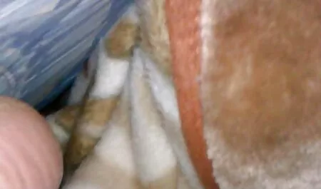 Meleg cum felching egy xxx maszti szűk helyen